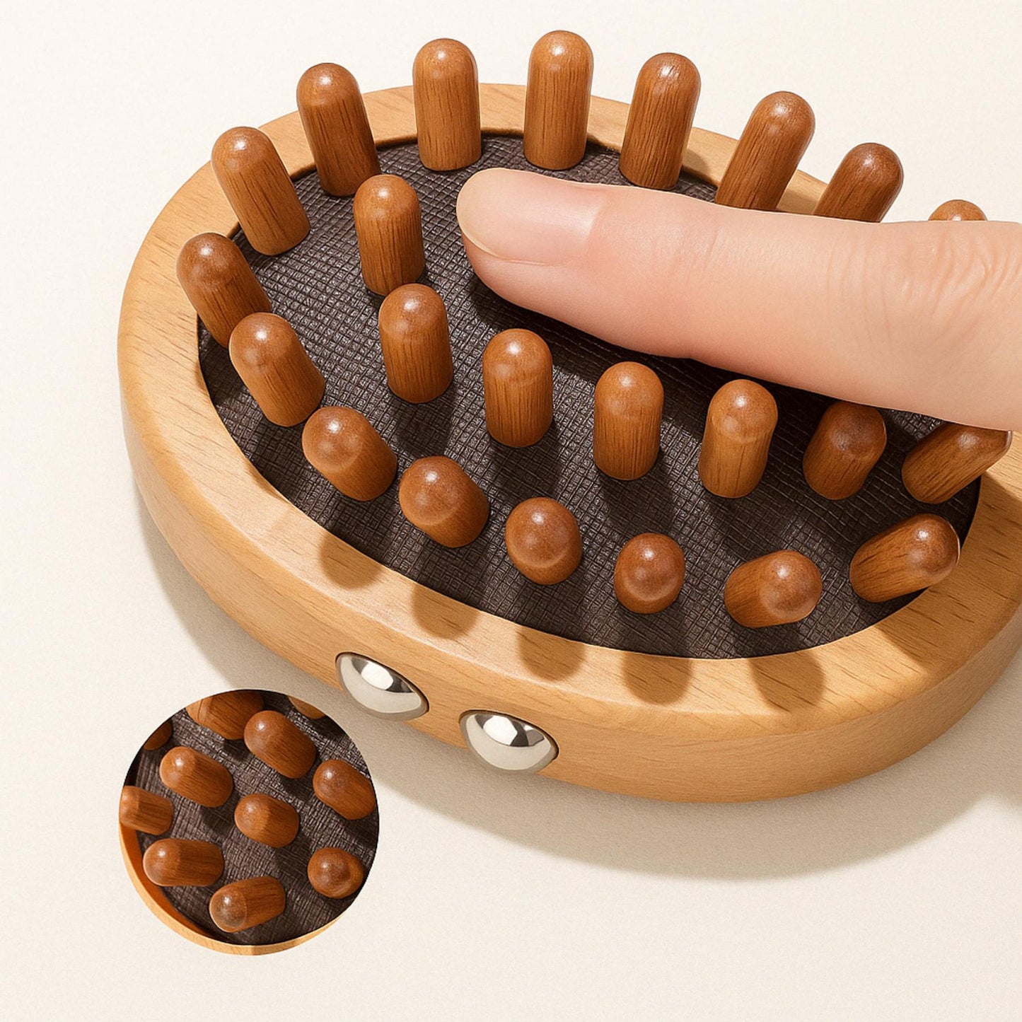 Brosse de massage en bois naturel